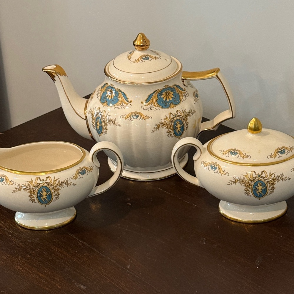 Vintage Sadler Teapot Set with Cupid Cameo & Gold Trim